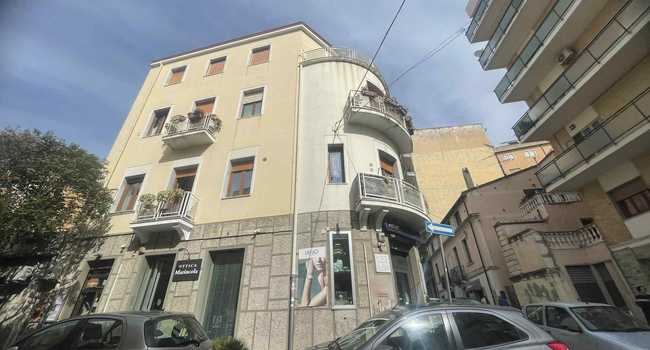 LOCALE COMMERCIALE VIA MARIO GRECO